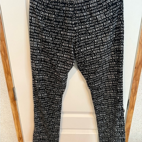 Calvin Klein Black and White Logo Lounge Pants - Picture 3 of 3